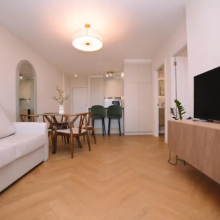 Elegante Coqueto Y Con Piscina By Διαμέρισμα *